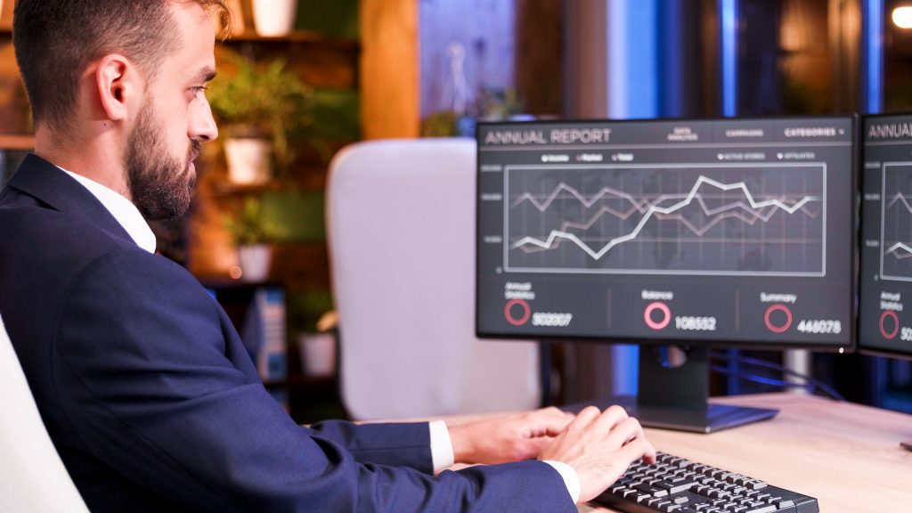 تحلیل داده های مانیتورینگ برای بهبود عملکرد